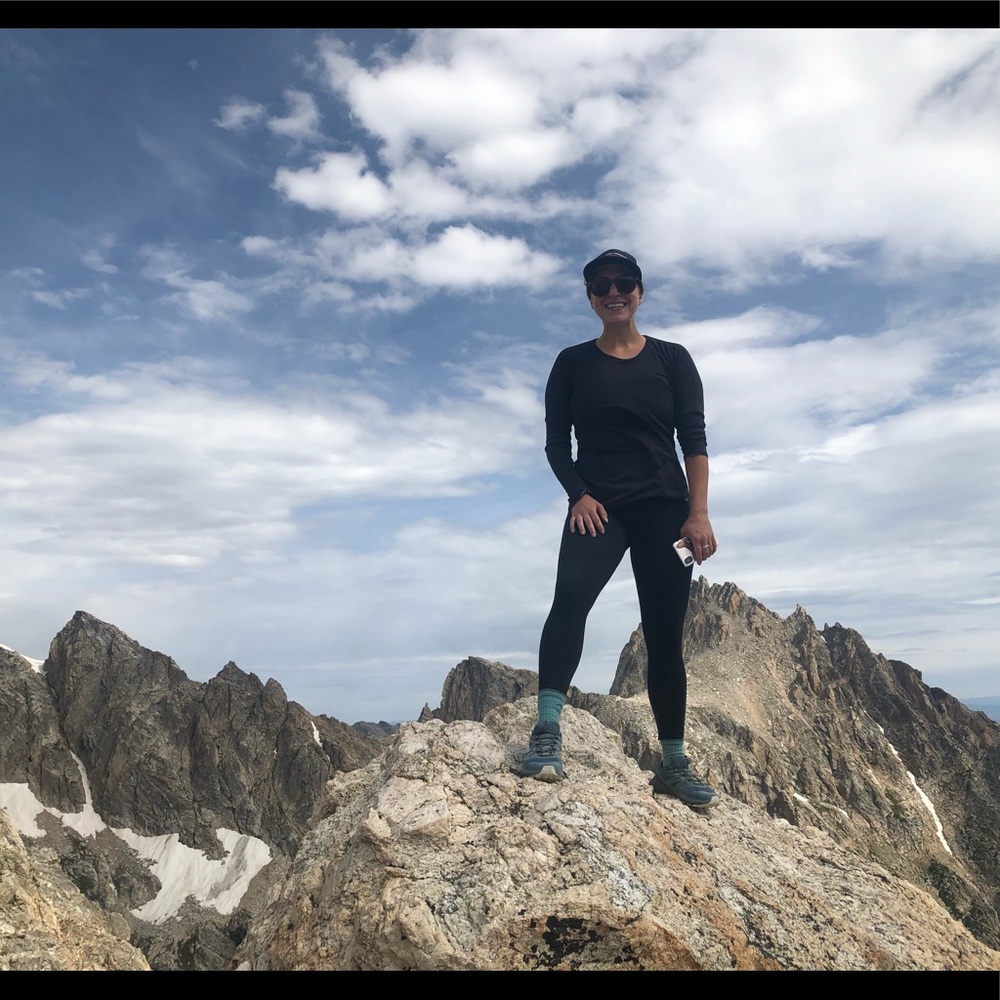 Meet your Posher, Holly